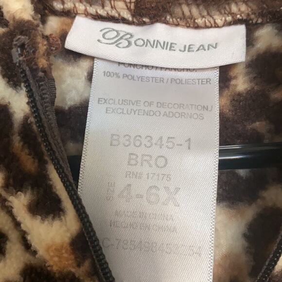 Cute leopard cape with hood 4-6X. - Picture 3 of 7